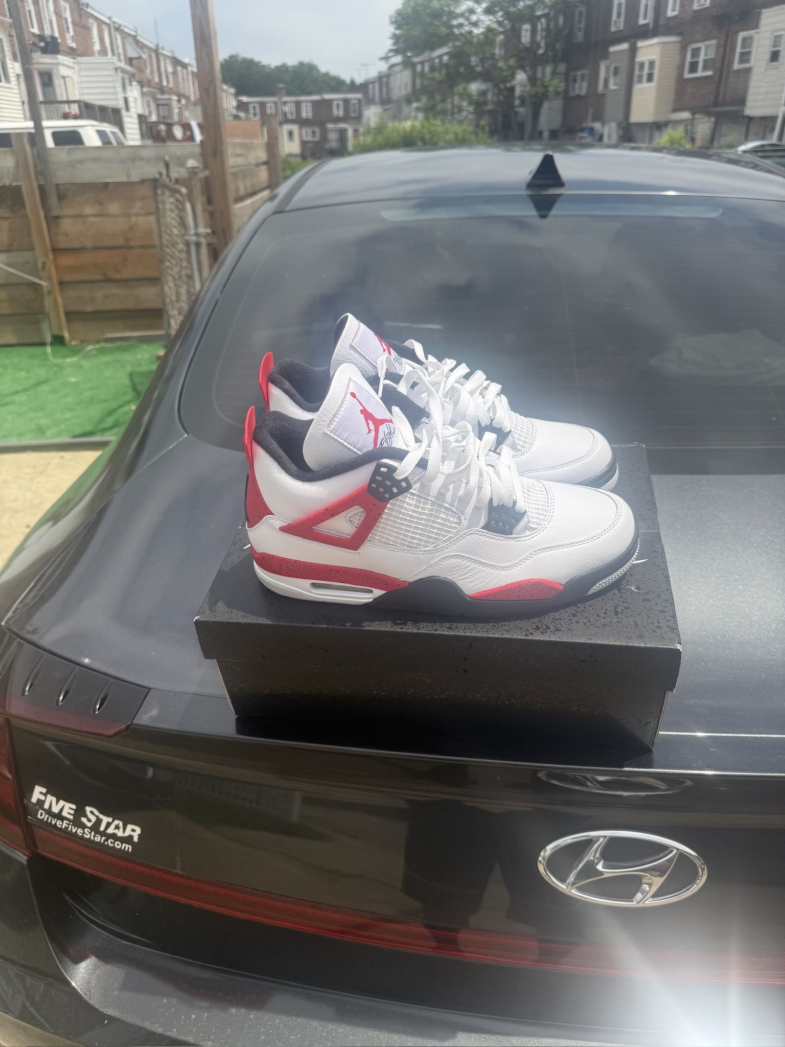 Air Jordan Retro 4 Red Cement