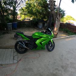 Kawasaki Ninja 2012 
