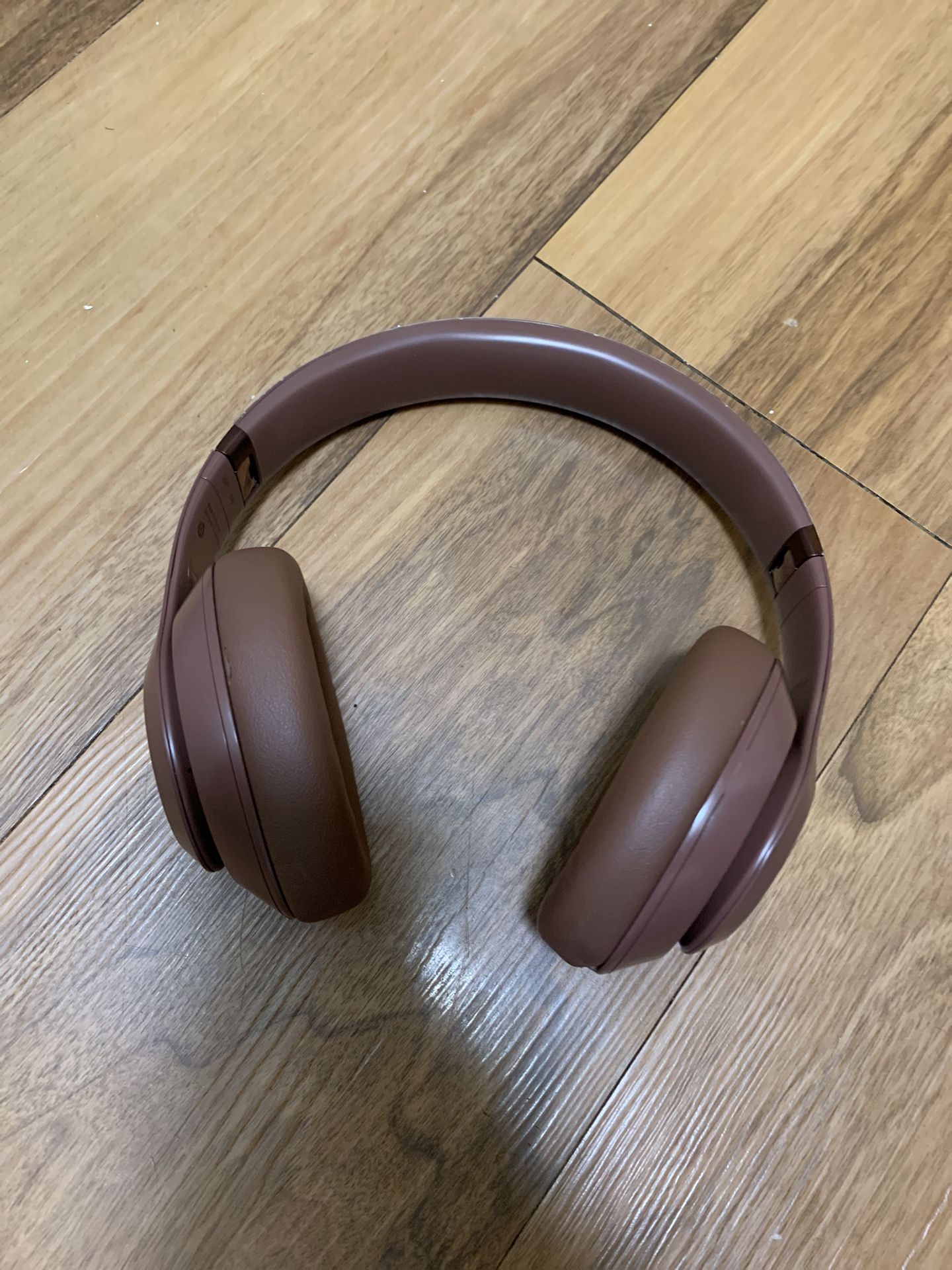 Beats Studio Pro (Noise Cancellation) 