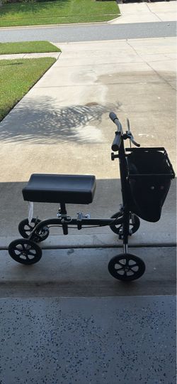 Folding Knee Scooter / Knee Walker with Basket