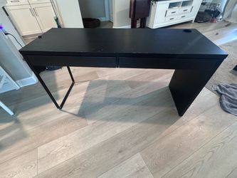 IKEA Micke desk