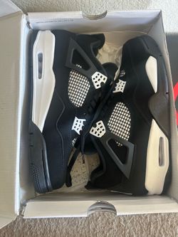 Jordan 4 White Thunder Size 11