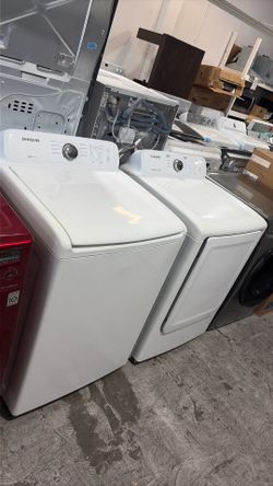 Samsung Topload washer and Gas dryer set
