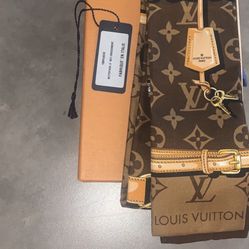 Louis Vuitton Monogram Confidential bandeau