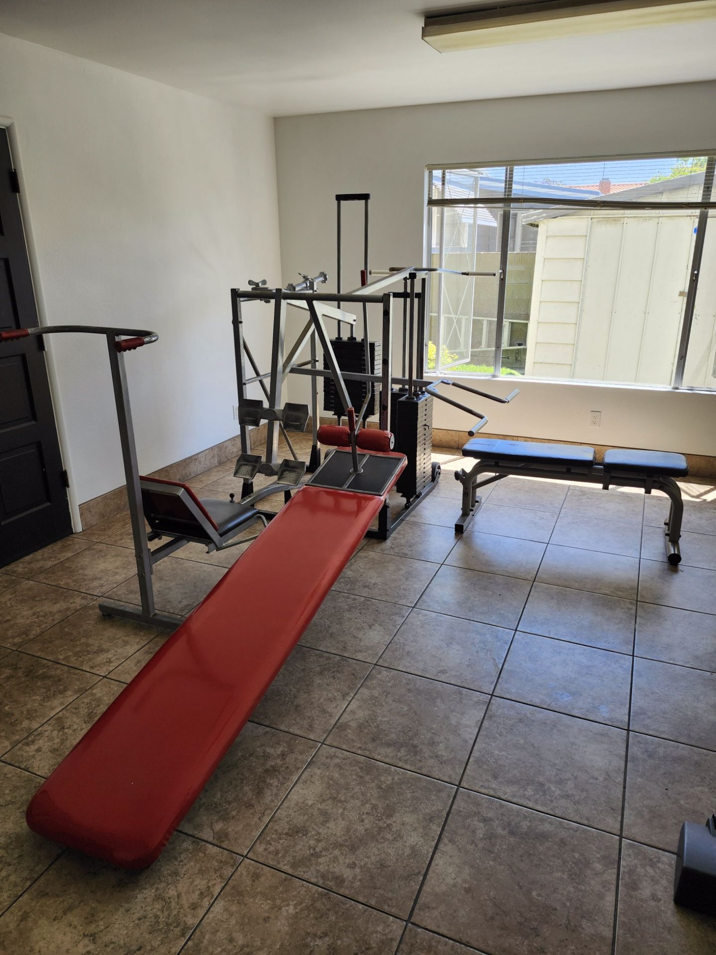 Classic Gym Exercise Machine