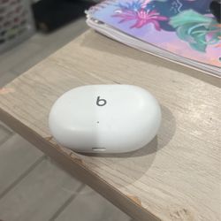 Beats Studio Buds