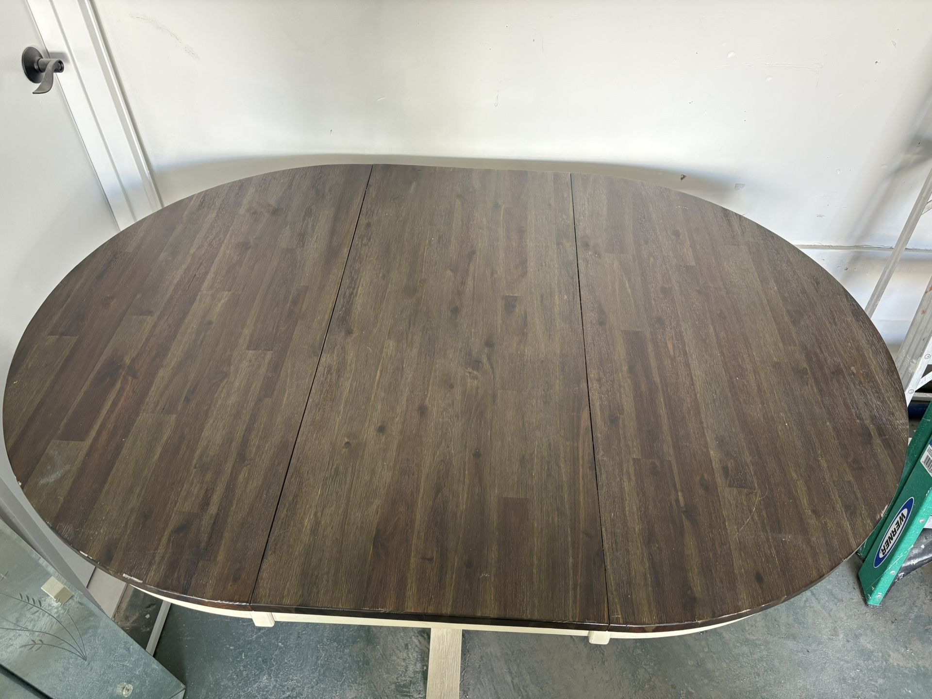 Dining Room Table (5 Feet) With 4 Chairs