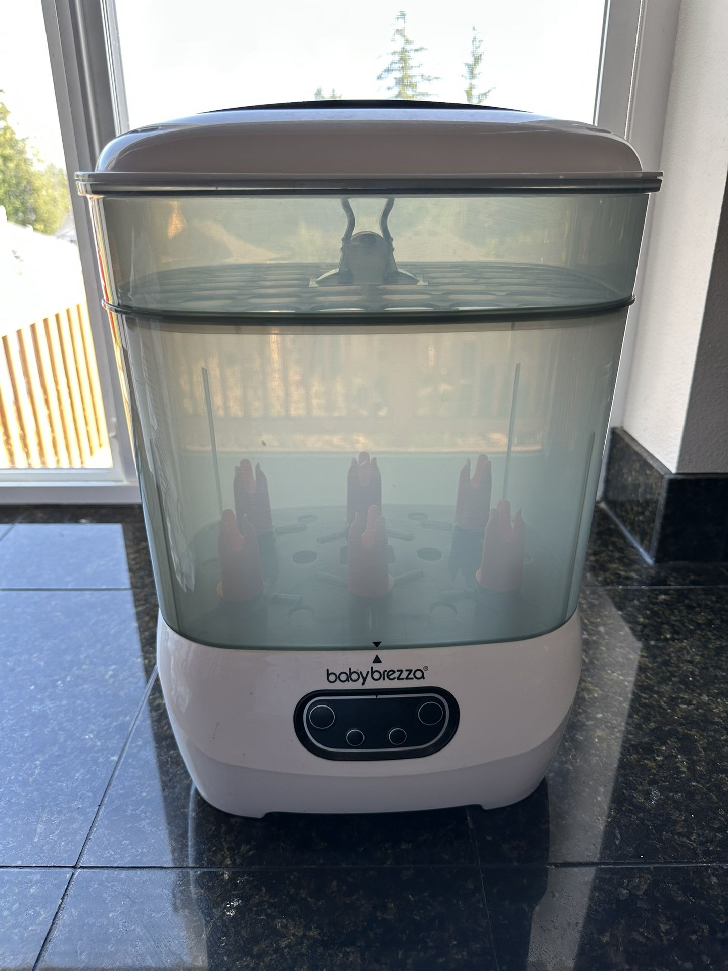 Baby Brezza one step baby bottle sterilizer dryer