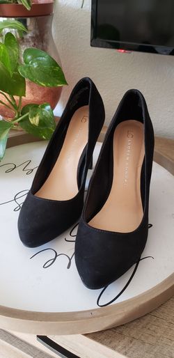 Lauren Coronel Black heels size 8