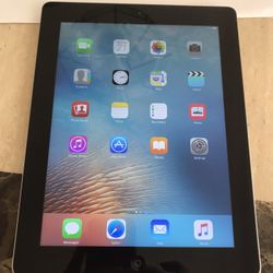 Apple iPad 3 16GB WiFi Tablet 9.7”