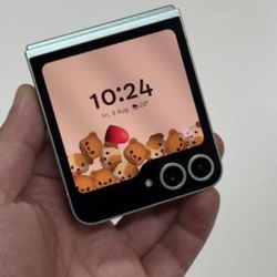 Samsung Galaxy Z Flip6