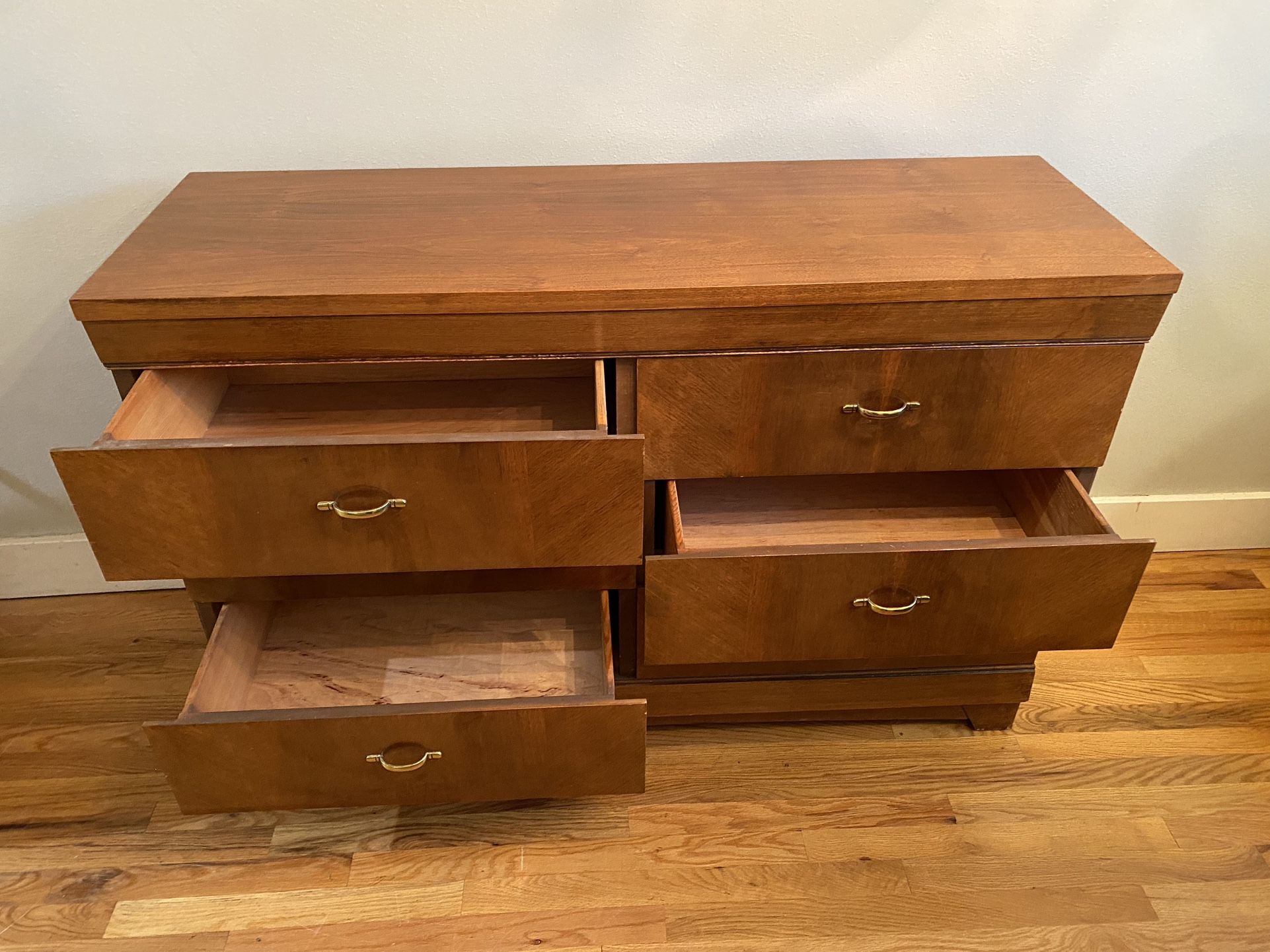 Vintage Mid Century 6 Drawer Dresser for Sale in WA OfferUp