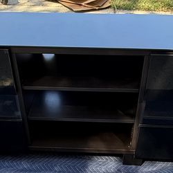Cabinet/TV Stand