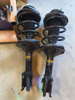 Subaru front struts -new