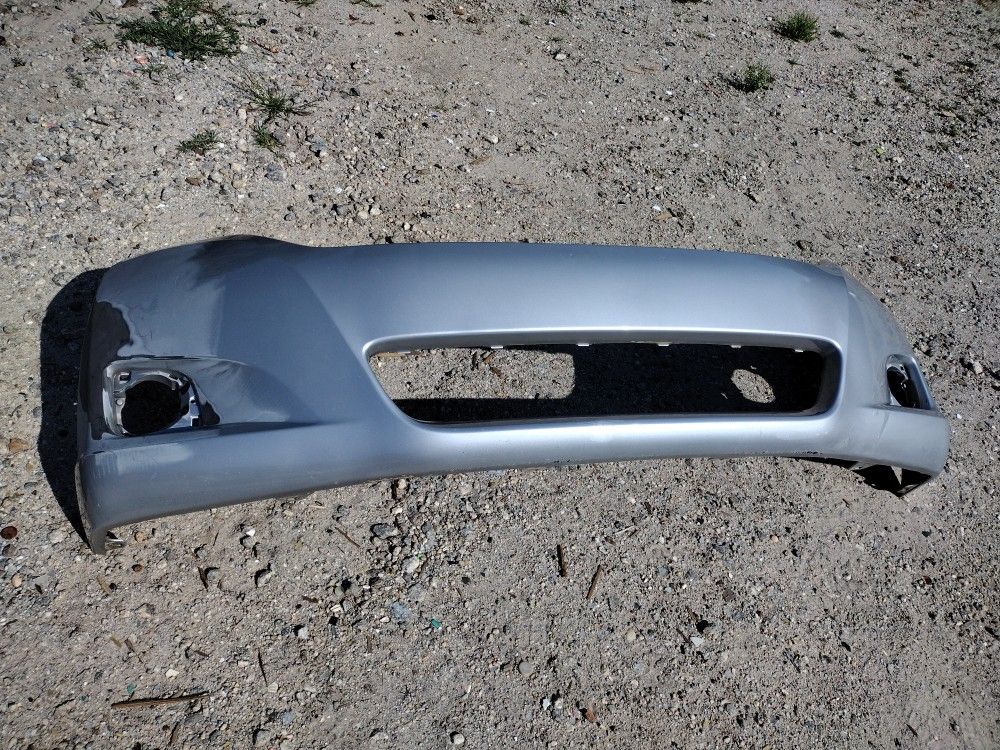 2009 To 2016 Toyota Venza Front Bumper OEM Part