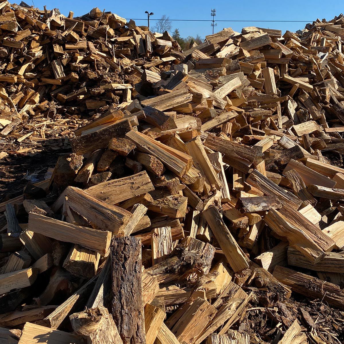 Split Firewood (*FREE DELIVERY)