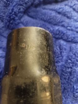 2 1/2 inch front wheel bearing locknut socket