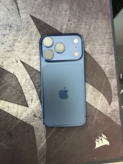 Apple iPhone 17 Pro 1Tb Unlocked - Deep Blue