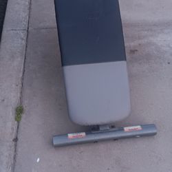 Sit Up Weight Bench..$10