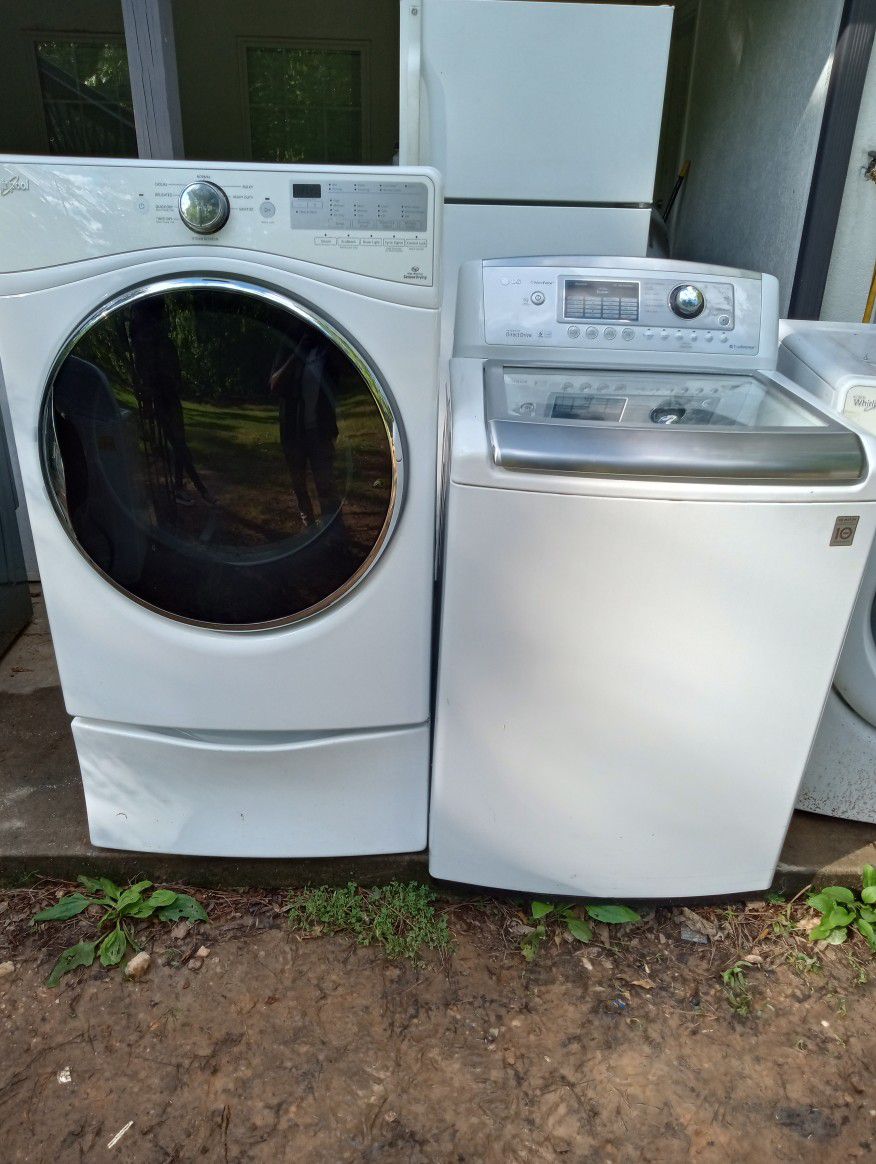 Big Size LG Clear Top Washer An Big Whirlpool Dryer 