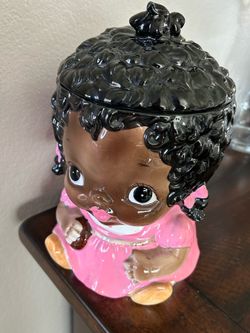 Vintage cookie jar