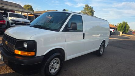 2017 Chevrolet Express 2500