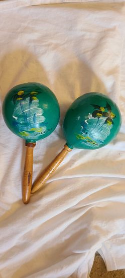 Authentic Vintage Cucarachas MINT CONDITION