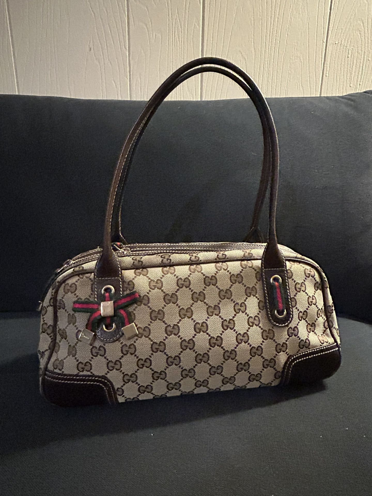 Authentic Gucci small princy boston bag with stamp code inside
