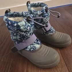 Northside Snow Boots Size 13 Rarely Used