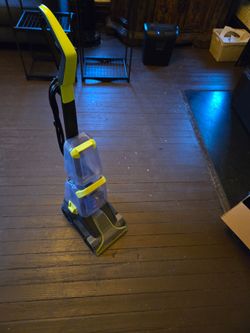 Carpet steam cleaner