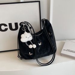 One-shoulder bucket holder