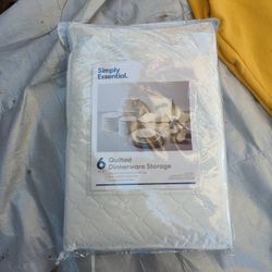 Quilted Dinnerware Storage