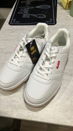 White Shoes UNLTD