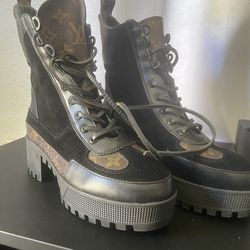 LV boots