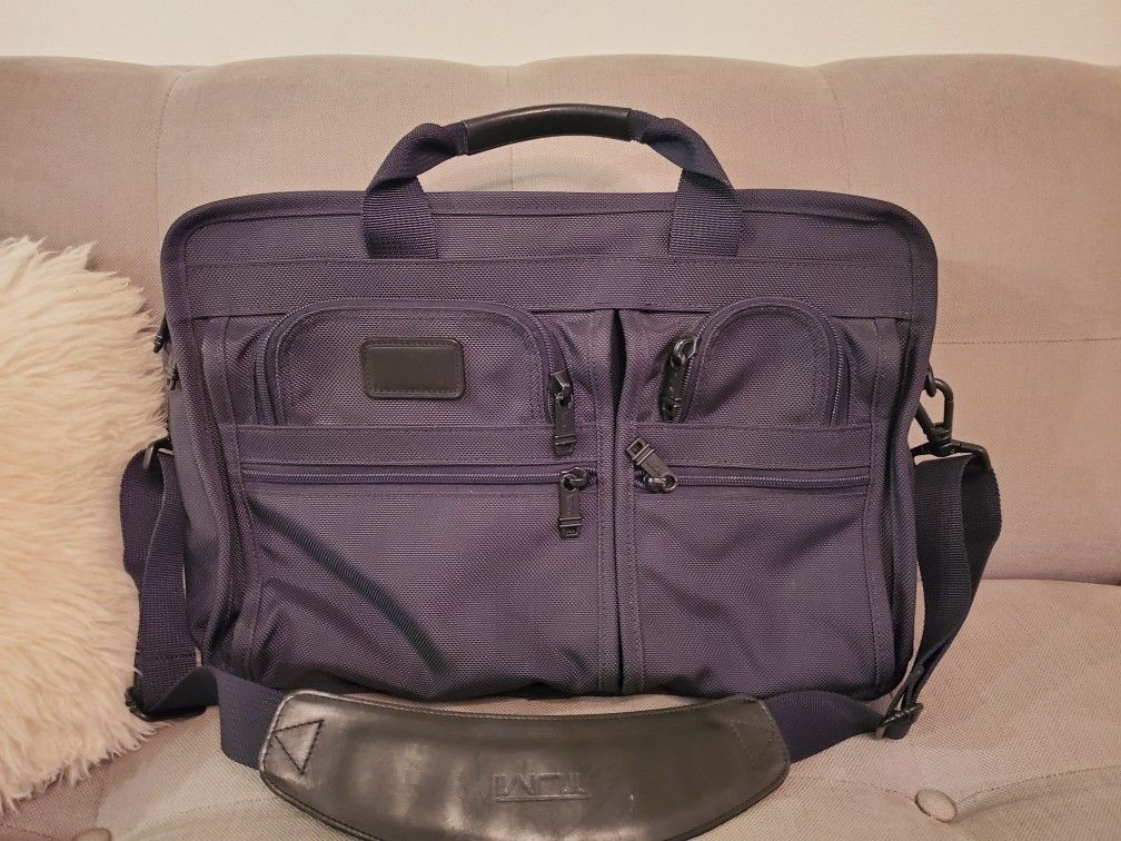 Tumi Alpha Expandable Laptop bag