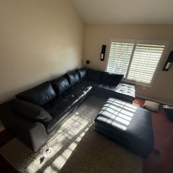 Leather Sectional Couch 