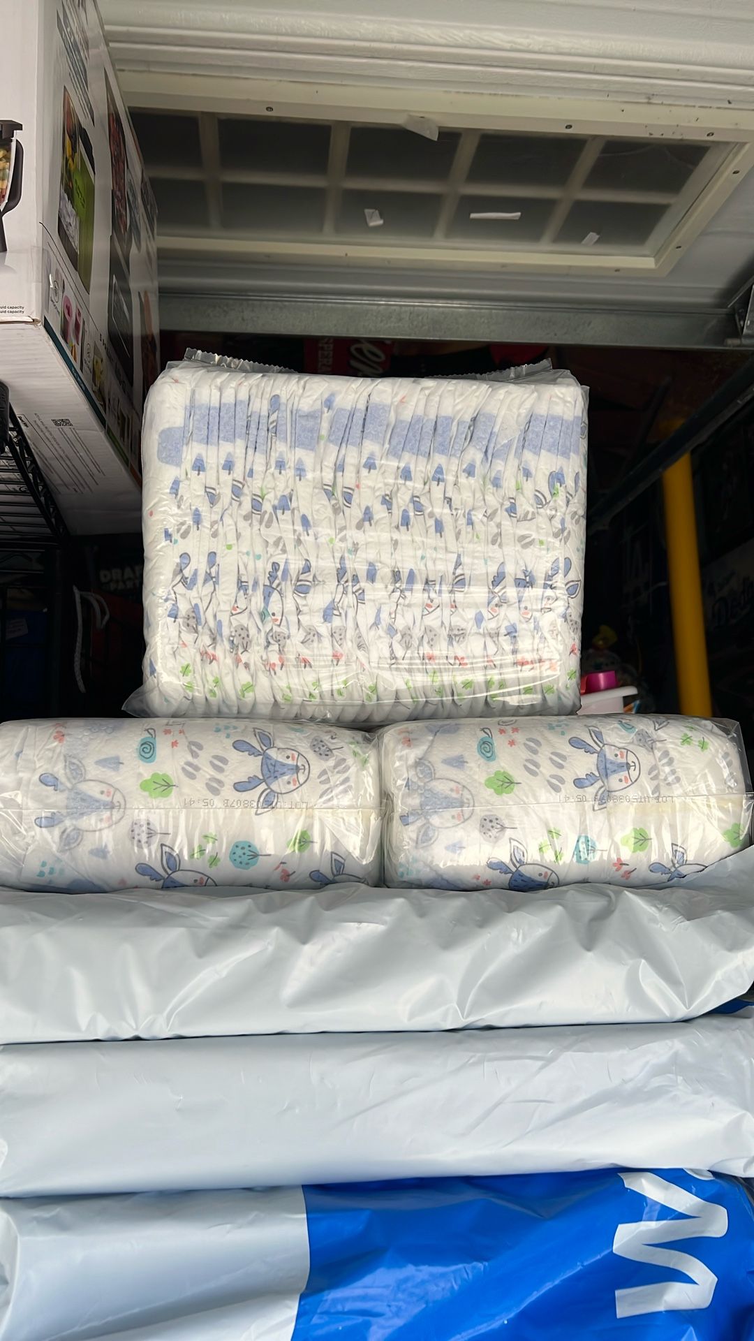 Kirkland Diapers Size 5