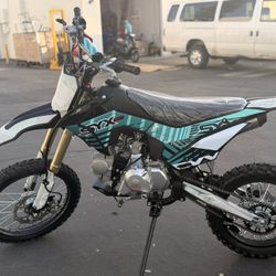 Brand New Adults And Teens Bike 