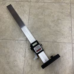 Starrett 754 Electronic Digital 0-24”/600mm Height Gauge