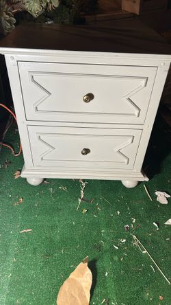 Nightstand 