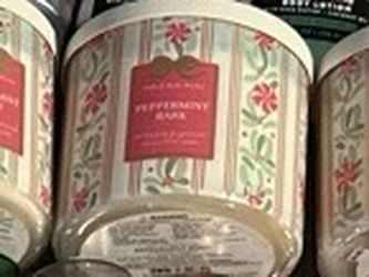 Bath & Body Works Peppermint Sugar Cookie 3-Wick Candle