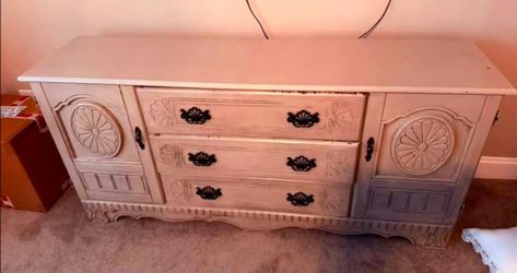 Bedroom furniture queen