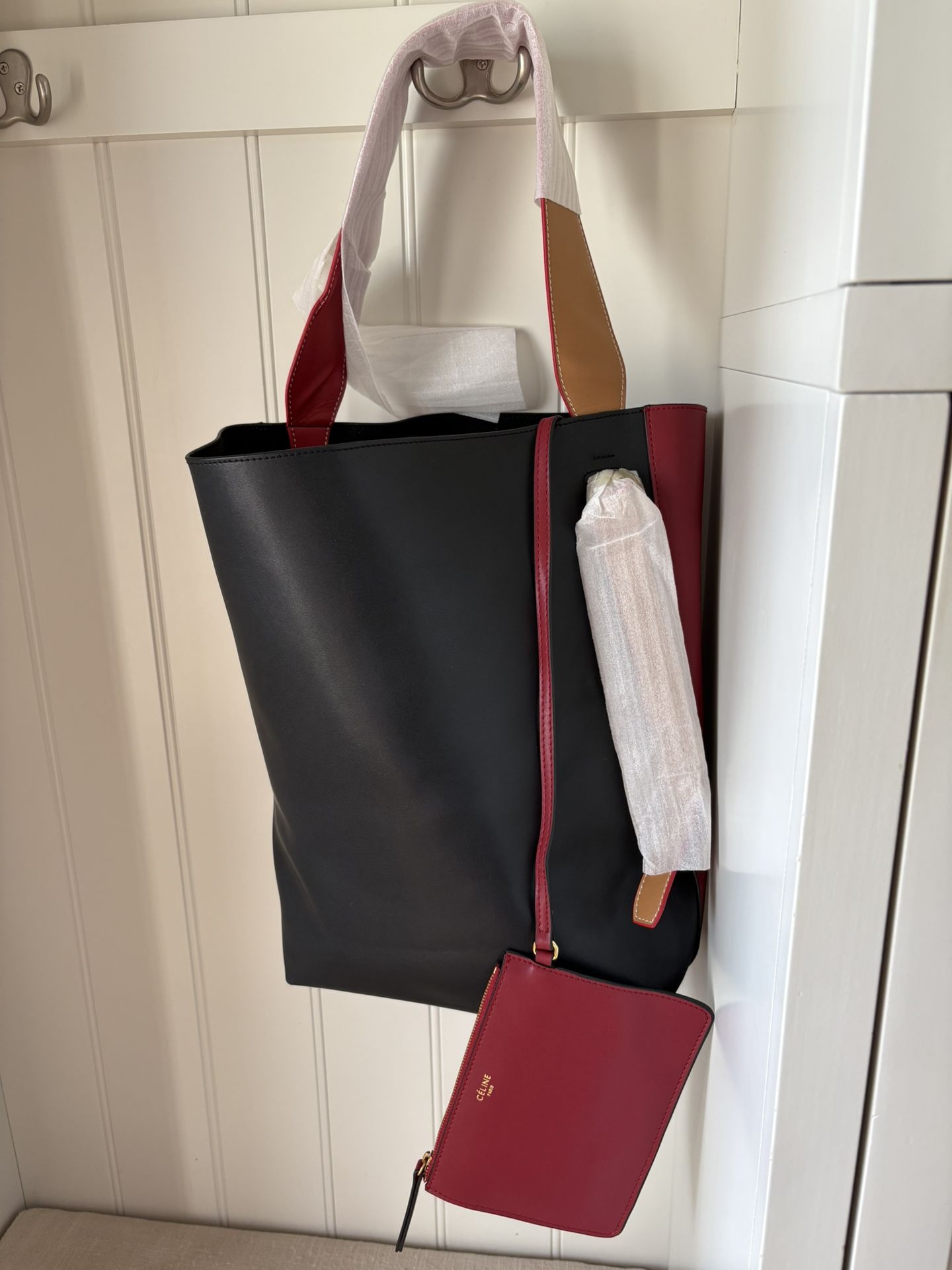 Celine Shiny Smooth Lambskin Small Twisted Cabas bag Celine Twisted leather  tote Multicolour, Leather