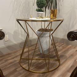 Gold Table 