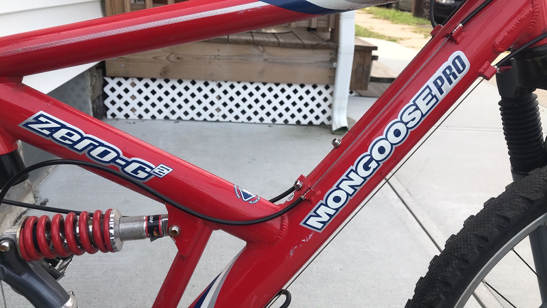 Mongoose Pro zero G2 Other Sports Outdoors