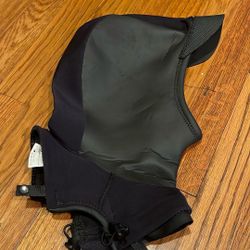 O’Neil Hood/ Skull cap With Zipper, Toggle, And Brim