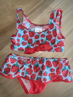 Cat & Jack kid’s strawberry bikini 9 months