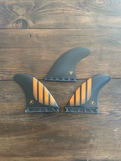 Futures Fins P6 Alpha Pivot size Medium