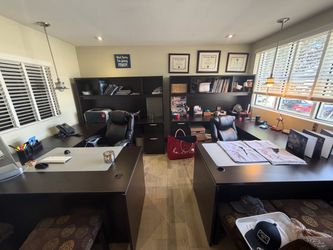 2 Executive Desks