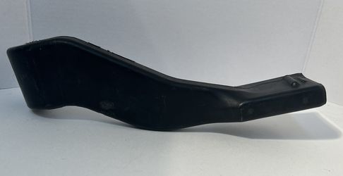Saturn Front Upper Plastic Radiator Air Guide Scoop (contact info removed)6